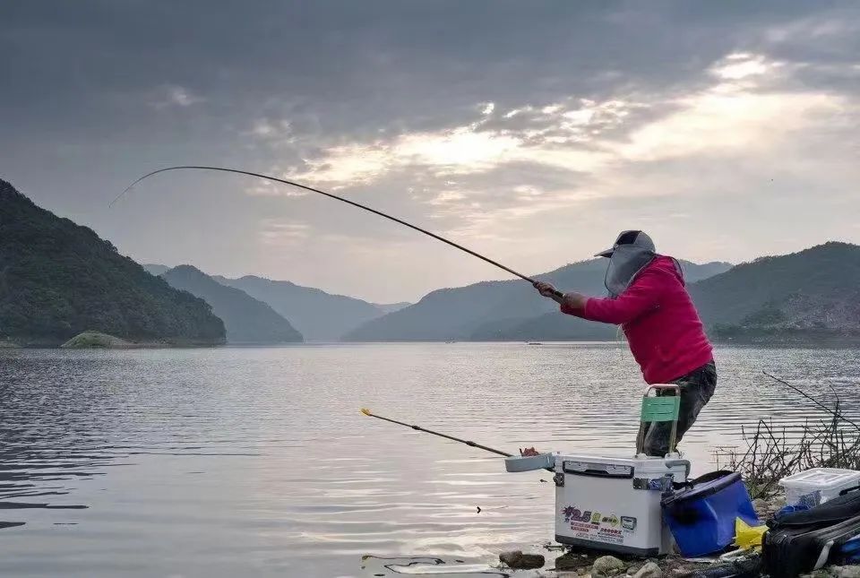 7月13日，“渔”你相约恩施红花峰林景区