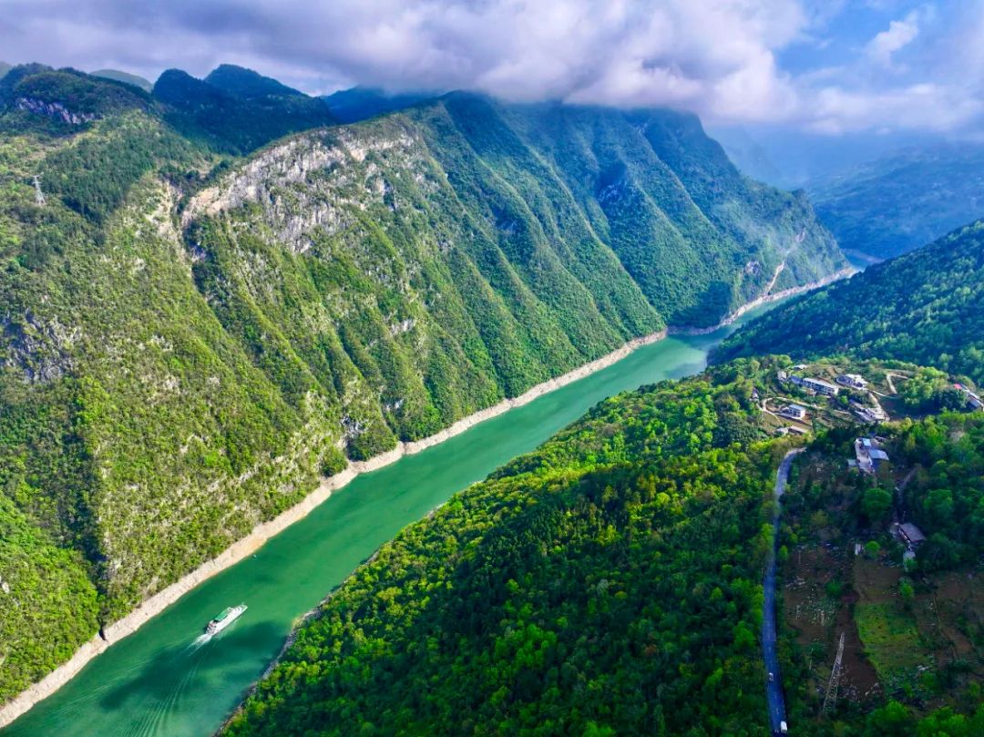 这个冬天，就来恩施大清江吧！