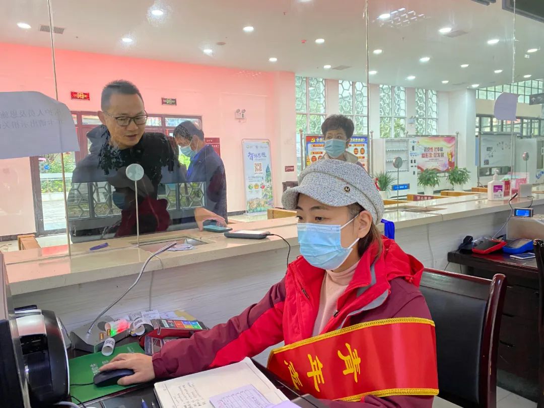 景区送票暖人心，同胞情谊深似海