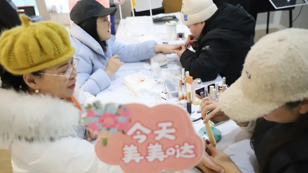 恩施大清江女神节 | 当美妆邂逅美甲，共赴春日美学之约，让美好不散场